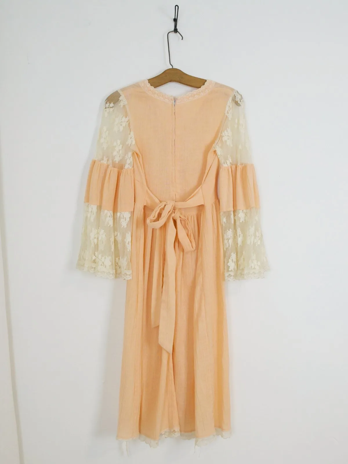 Lace Angel Sleeve Gauze Dress
