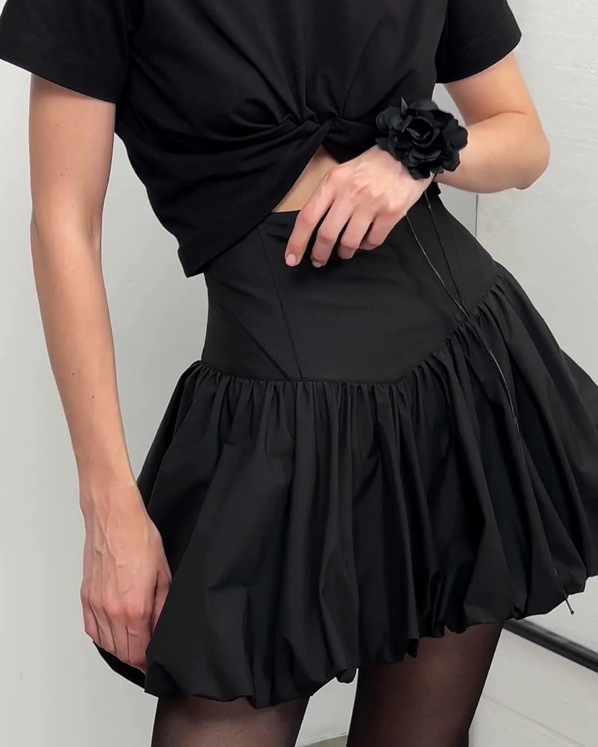 Women Y2K Bubble Skirt High Waist Ruffle Hem A Line Pleated Mini Short Skirt Teen Girls Puffy Short Skirts Streetwear